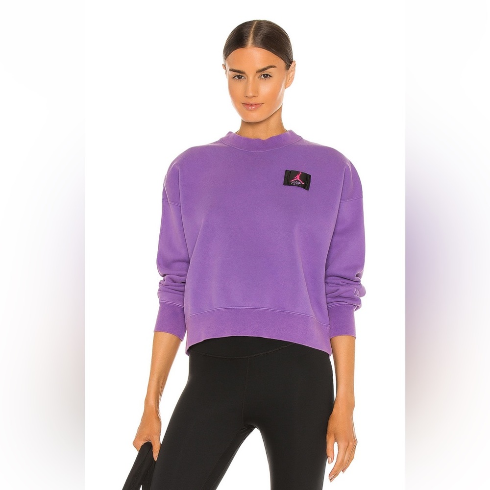 Jordan Flight Fleece Crew Sweatshirt in Wild Violet